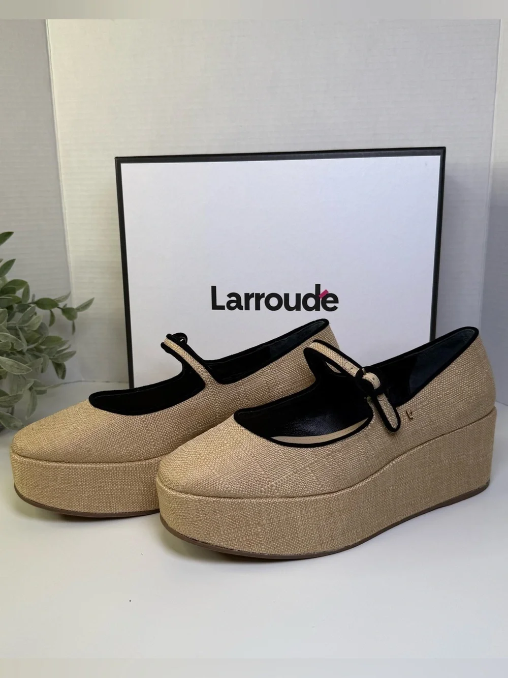 Larroude Women's Blair Flatforms Mary-Jane Raffia/Leather Shoes Women's Size 10